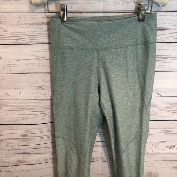 Outdoor Voices Warmup Crop leggings cactus mint - Picture 3 of 6